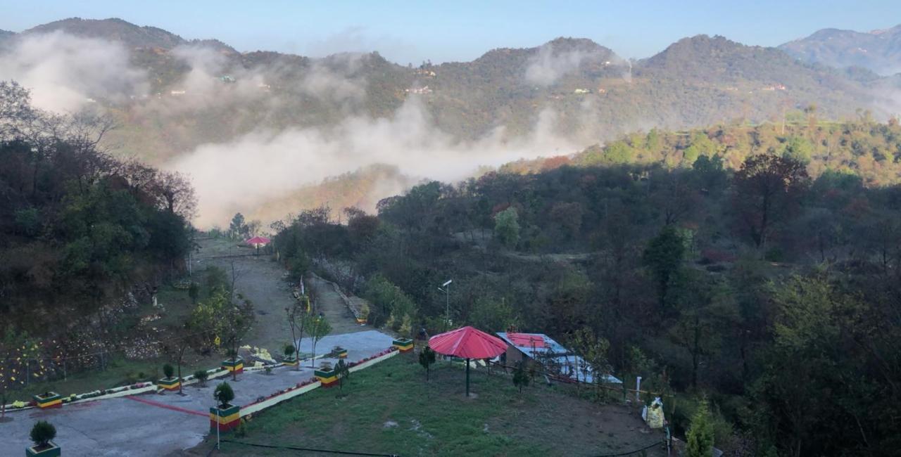 Nakshatra Resort Kunihar ภายนอก รูปภาพ