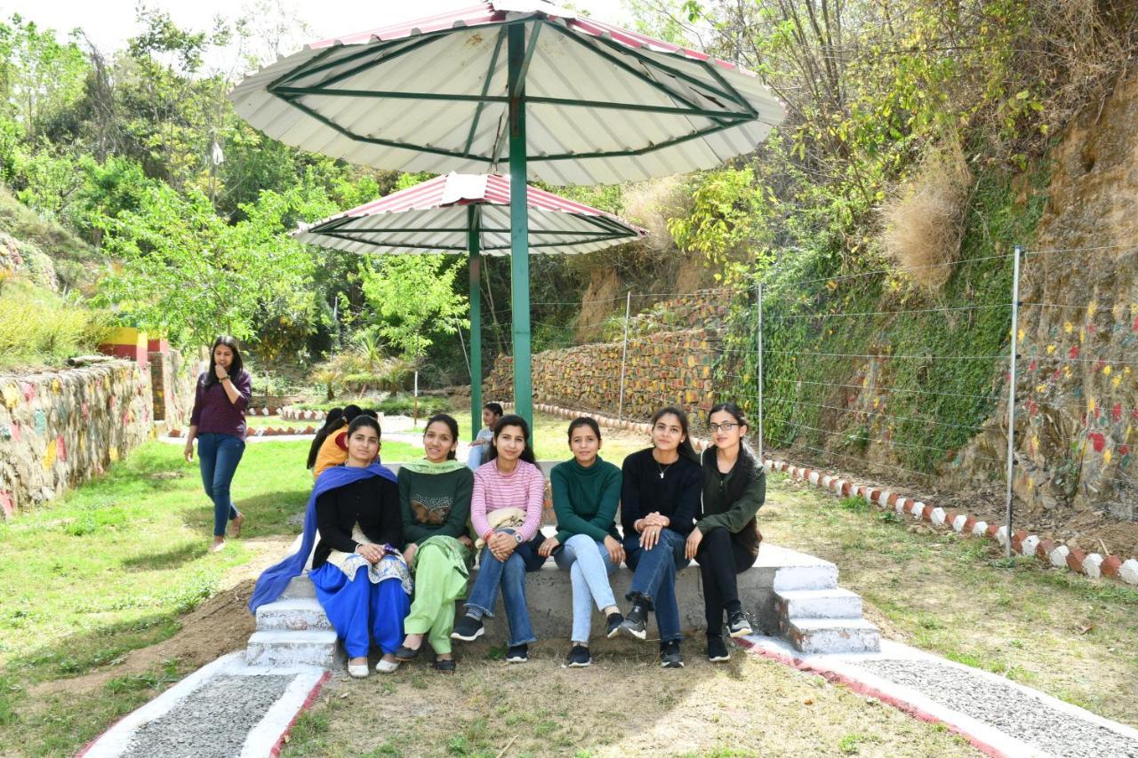 Nakshatra Resort Kunihar ภายนอก รูปภาพ