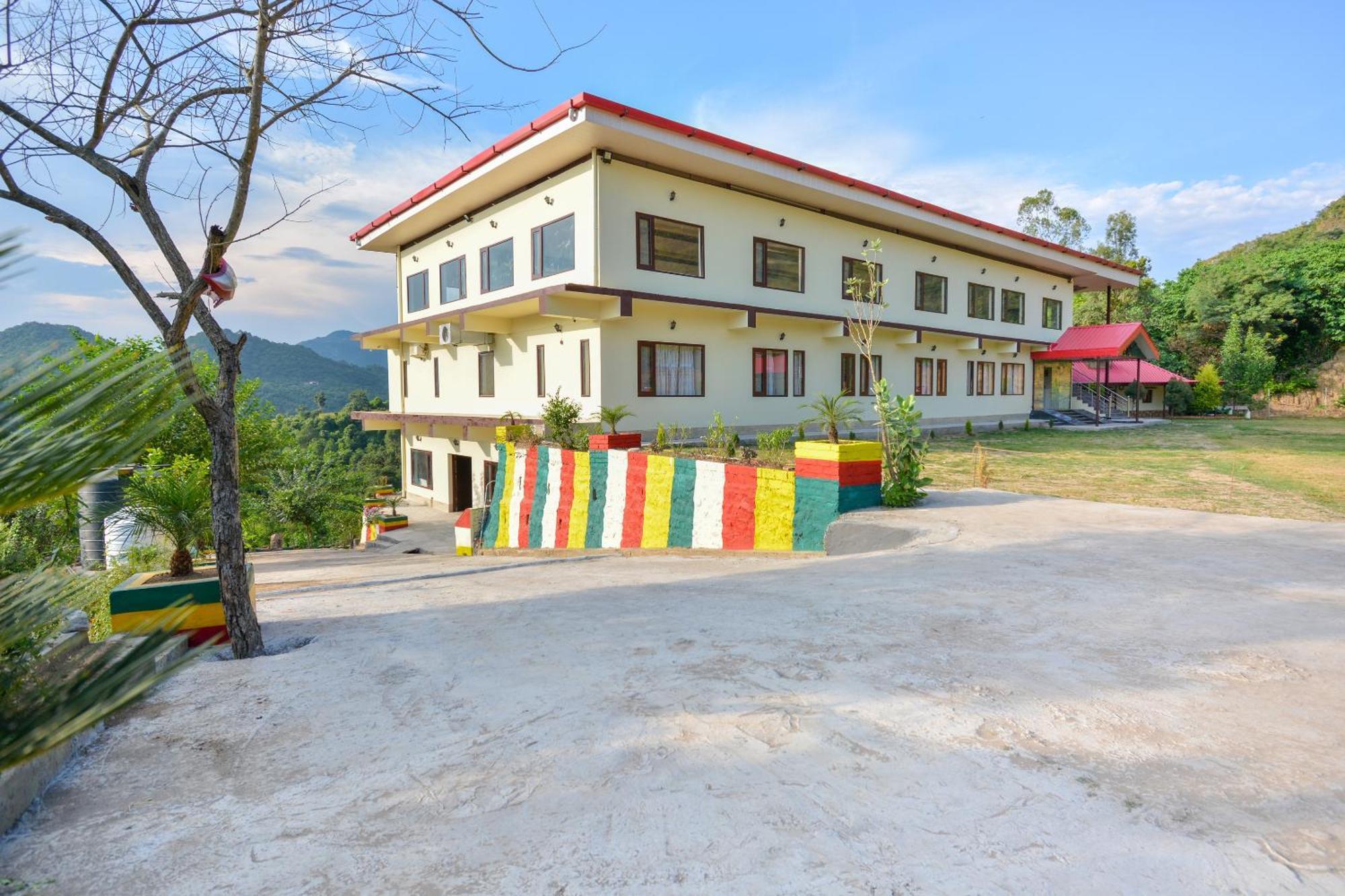 Nakshatra Resort Kunihar ภายนอก รูปภาพ