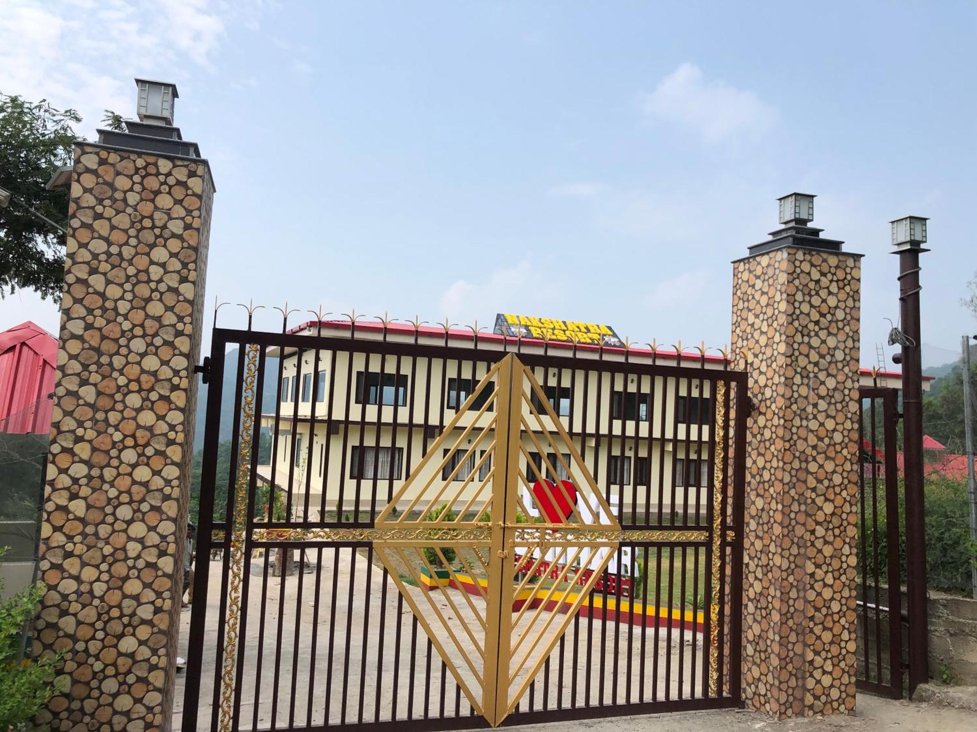 Nakshatra Resort Kunihar ภายนอก รูปภาพ